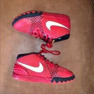 Nike Kyrie 1 Red and Black Little Boy Sneakers Size 8 Lace Up Mid Height